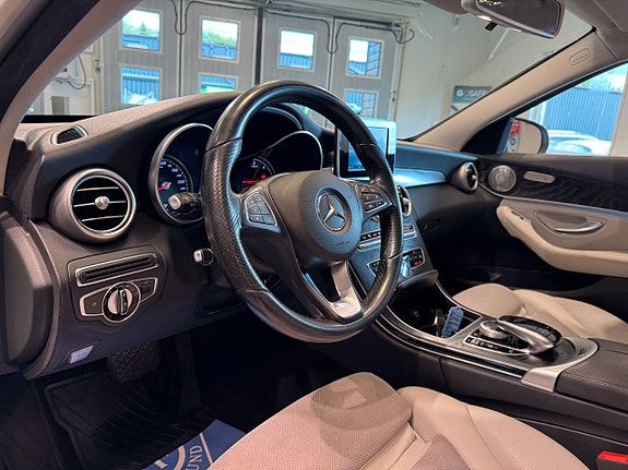 Mercedes-Benz C250 d 7 of 25