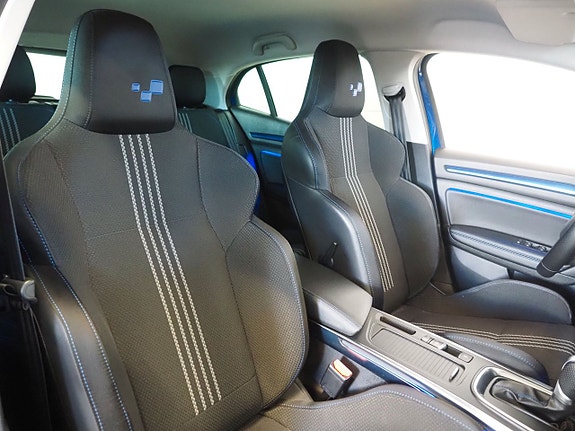 Renault Megane 12 of 26