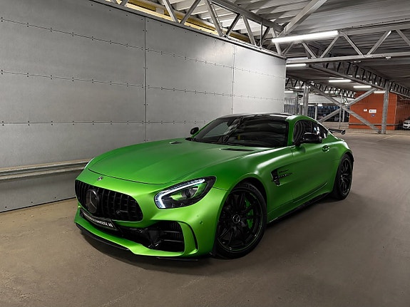 Mercedes-Benz AMG GT R 2 of 5