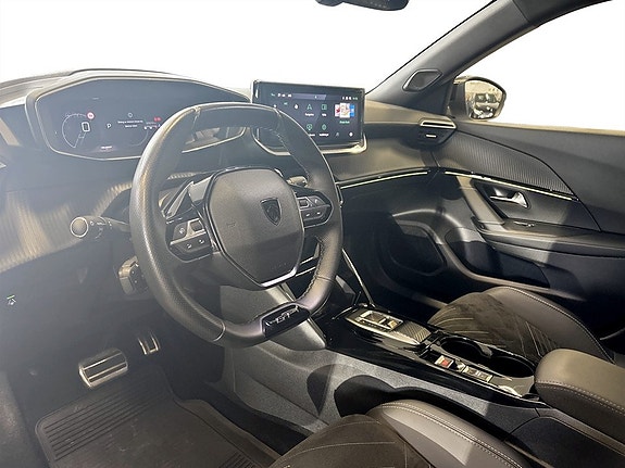 Peugeot 2008 4 of 5