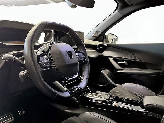 Peugeot 2008 3 of 5