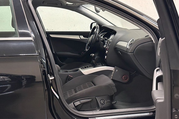Audi A4 6 of 26