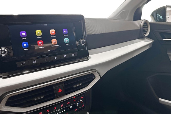 Seat Arona 13 of 15