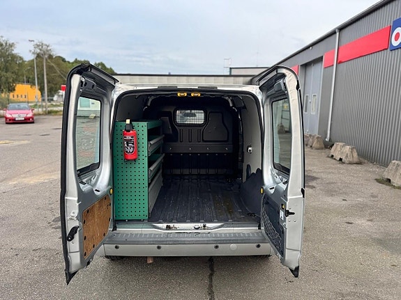 Ford Transit Connect 20 of 23