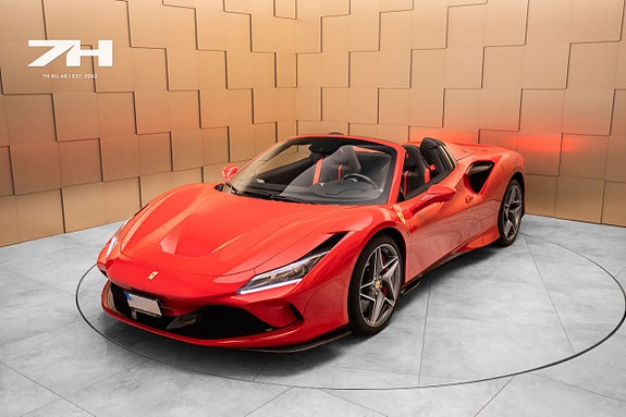 Ferrari F8 Spider 26 of 30