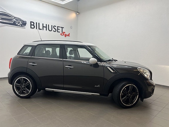 MINI Countryman S 2 of 5