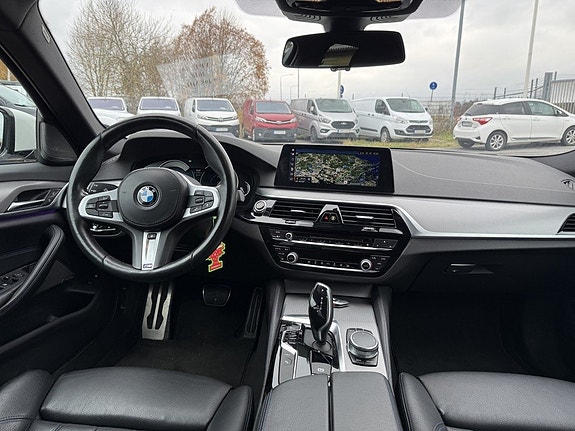 BMW 530e 10 of 21