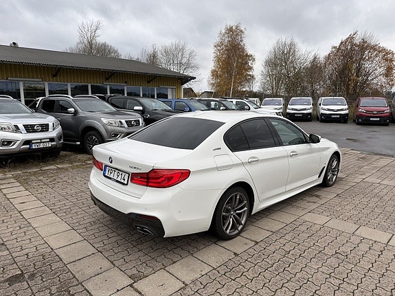 BMW 530e 3 of 21