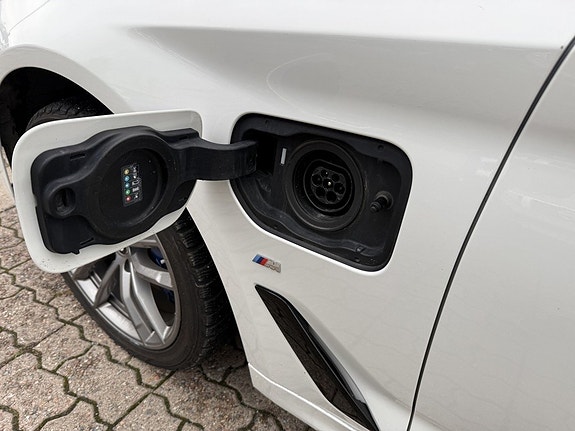 BMW 530e 19 of 21