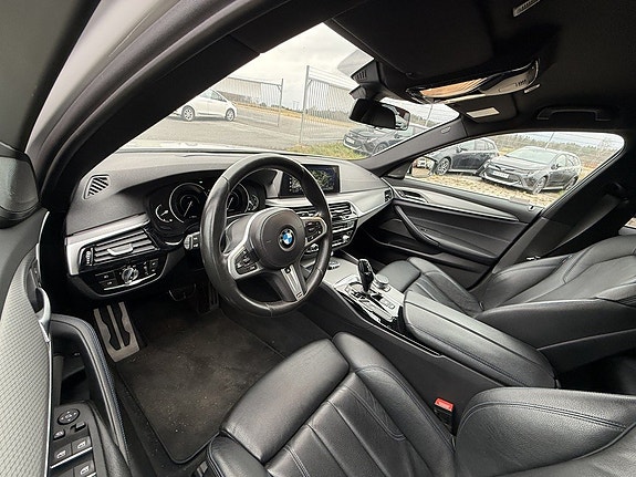 BMW 530e 13 of 21