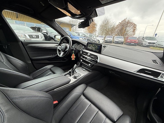 BMW 530e 8 of 21