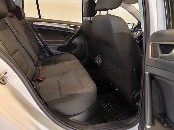 Volkswagen Golf I 12 of 12