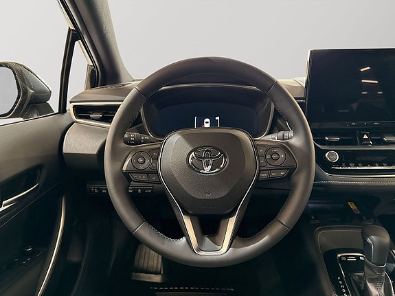 Toyota Corolla 10 of 12