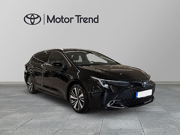 Toyota Corolla 6 of 12