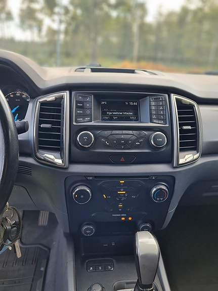Ford Ranger 15 of 22