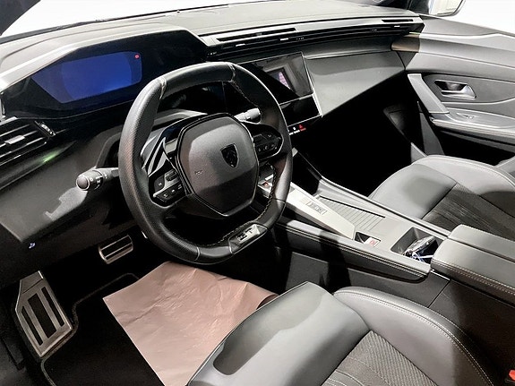 Peugeot 408 4 of 5