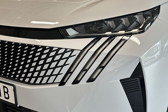 Peugeot 3008 16 of 23