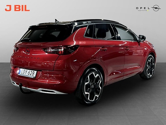 Opel Grandland 4 of 5