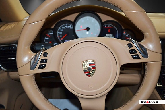 Porsche Panamera S 17 of 17