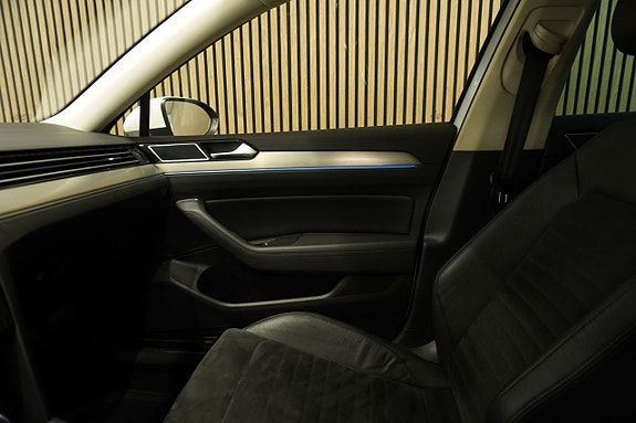 Volkswagen Passat 15 of 15