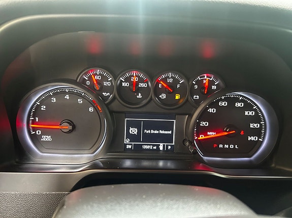 Chevrolet Silverado 1500 23 of 24