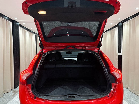 Volvo V60 7 of 22