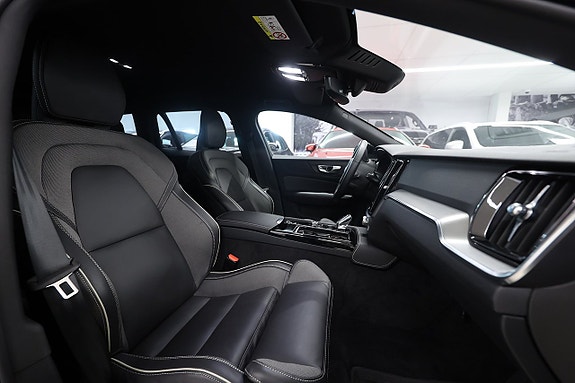 Volvo V60 14 of 22