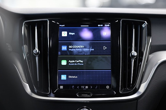 Volvo V60 13 of 22