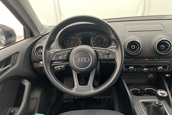 Audi A3 10 of 21