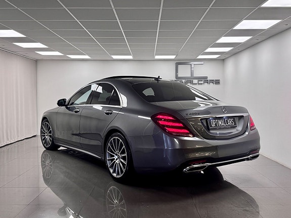 Mercedes-Benz S400 9 of 16