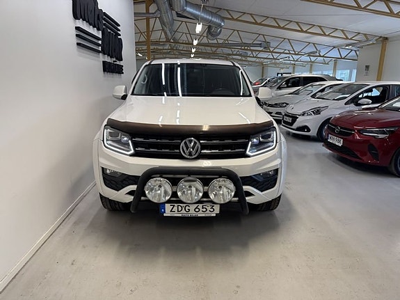 Volkswagen Amarok 2 of 10