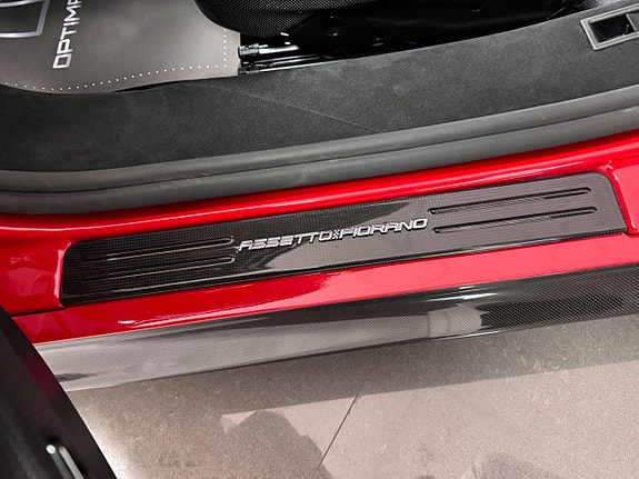Ferrari SF90 Stradale 14 of 19