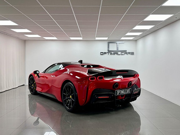 Ferrari SF90 Stradale 9 of 19