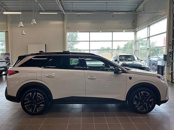 Peugeot 5008 8 of 30