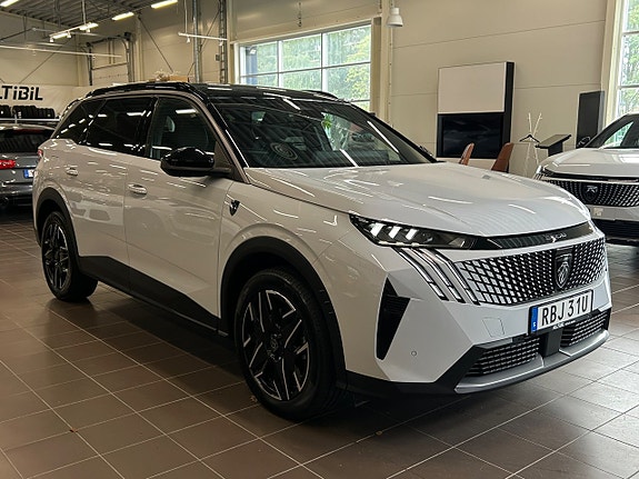 Peugeot 5008 9 of 30