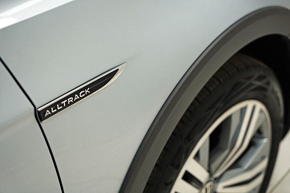 Volkswagen Passat Alltrack 4 of 13