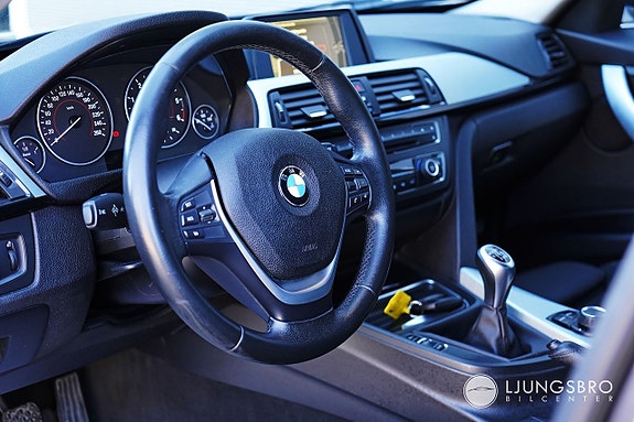 BMW 320 5 of 12