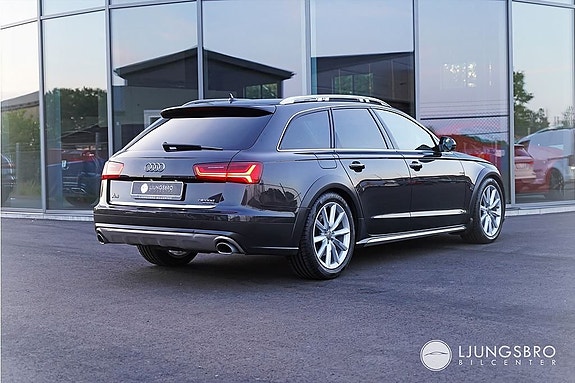 Audi A6 allroad 2 of 5