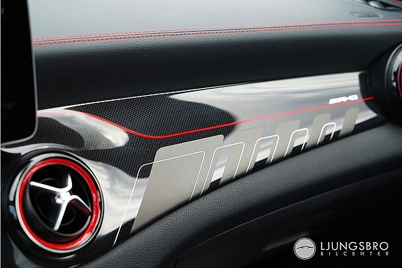 Mercedes-Benz CLA45 9 of 15