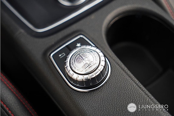 Mercedes-Benz CLA45 12 of 15