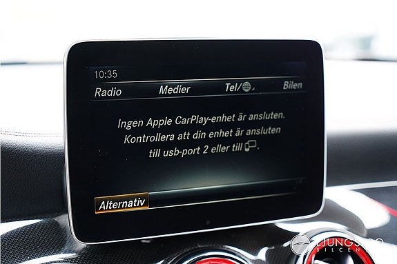 Mercedes-Benz CLA45 8 of 15