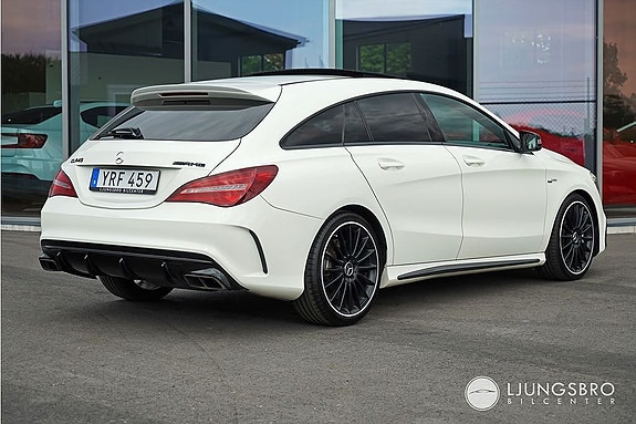 Mercedes-Benz CLA45 2 of 5