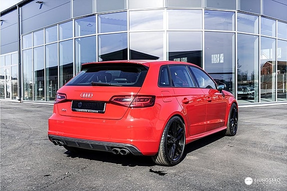 Audi S3 2 of 5