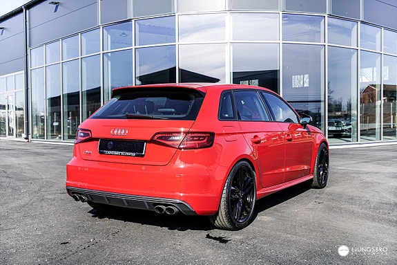 Audi S3 2 of 11