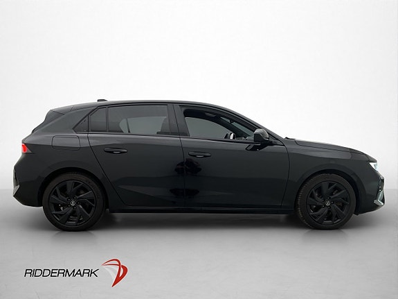 Opel Astra 9 of 30