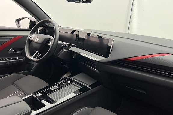 Opel Astra 30 of 30