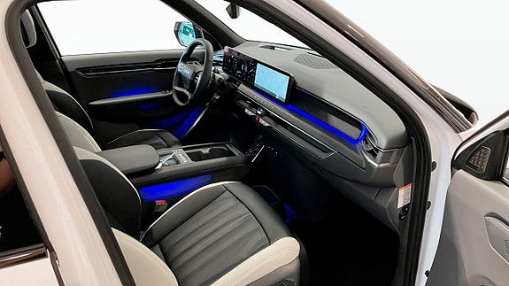 Kia EV9 3 of 13