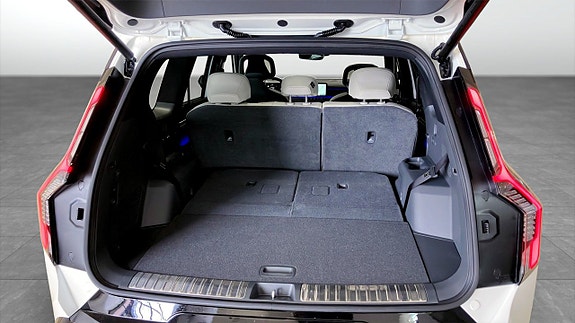 Kia EV9 10 of 13