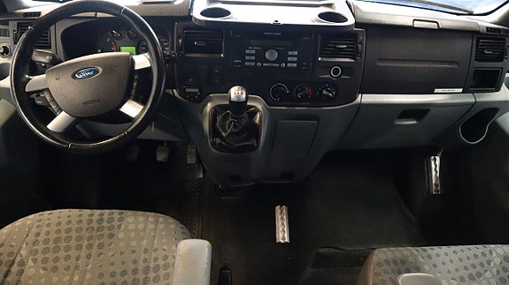 Ford Transit 5 of 5