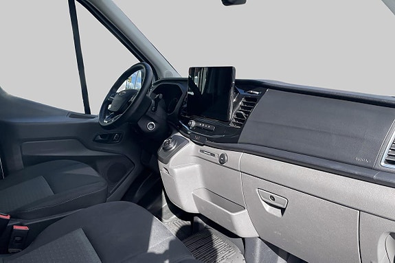 Ford E-Transit 6 of 16